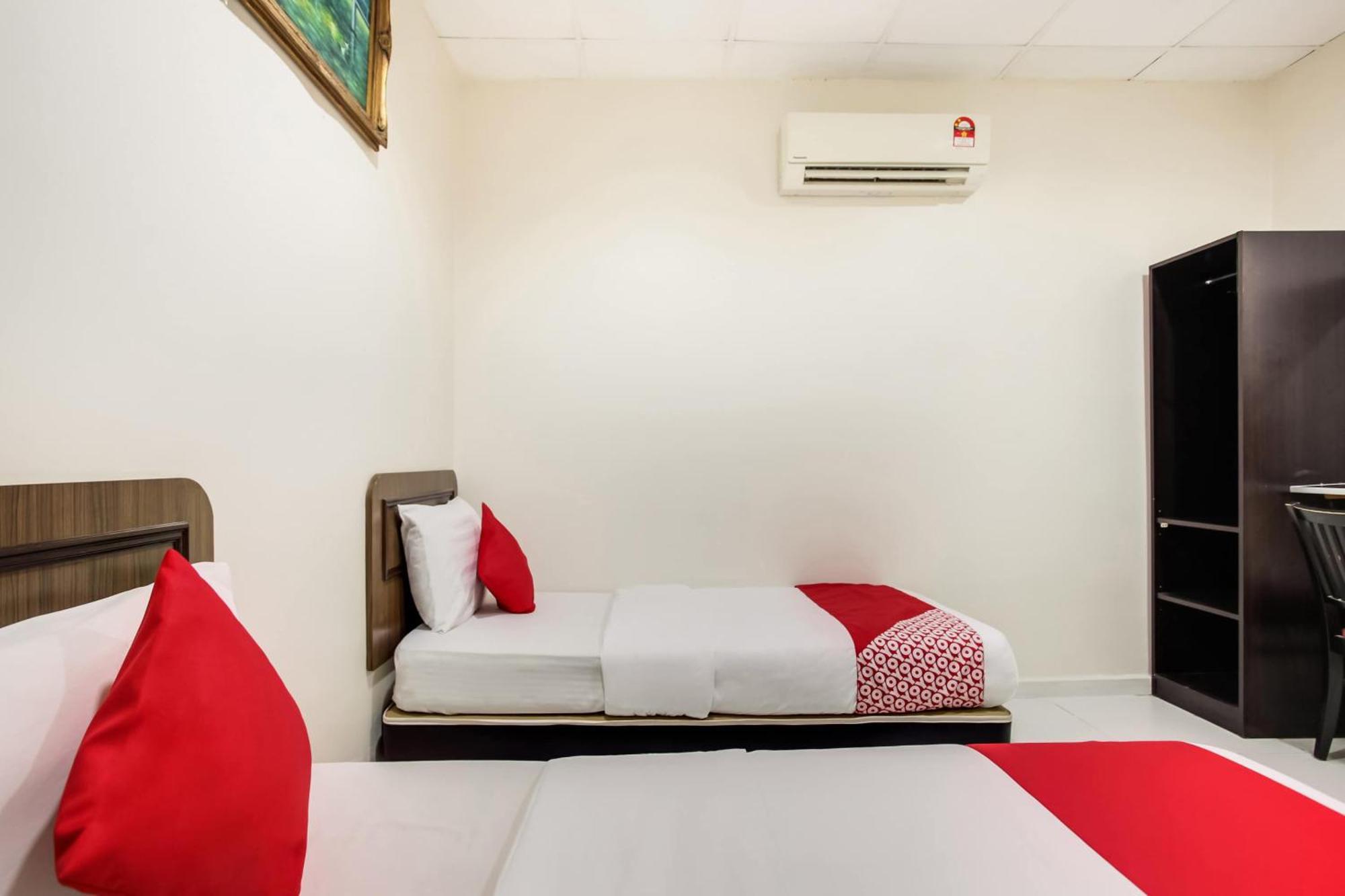 Super Oyo 89427 Kavanas Hotel Taiping Ngoại thất bức ảnh