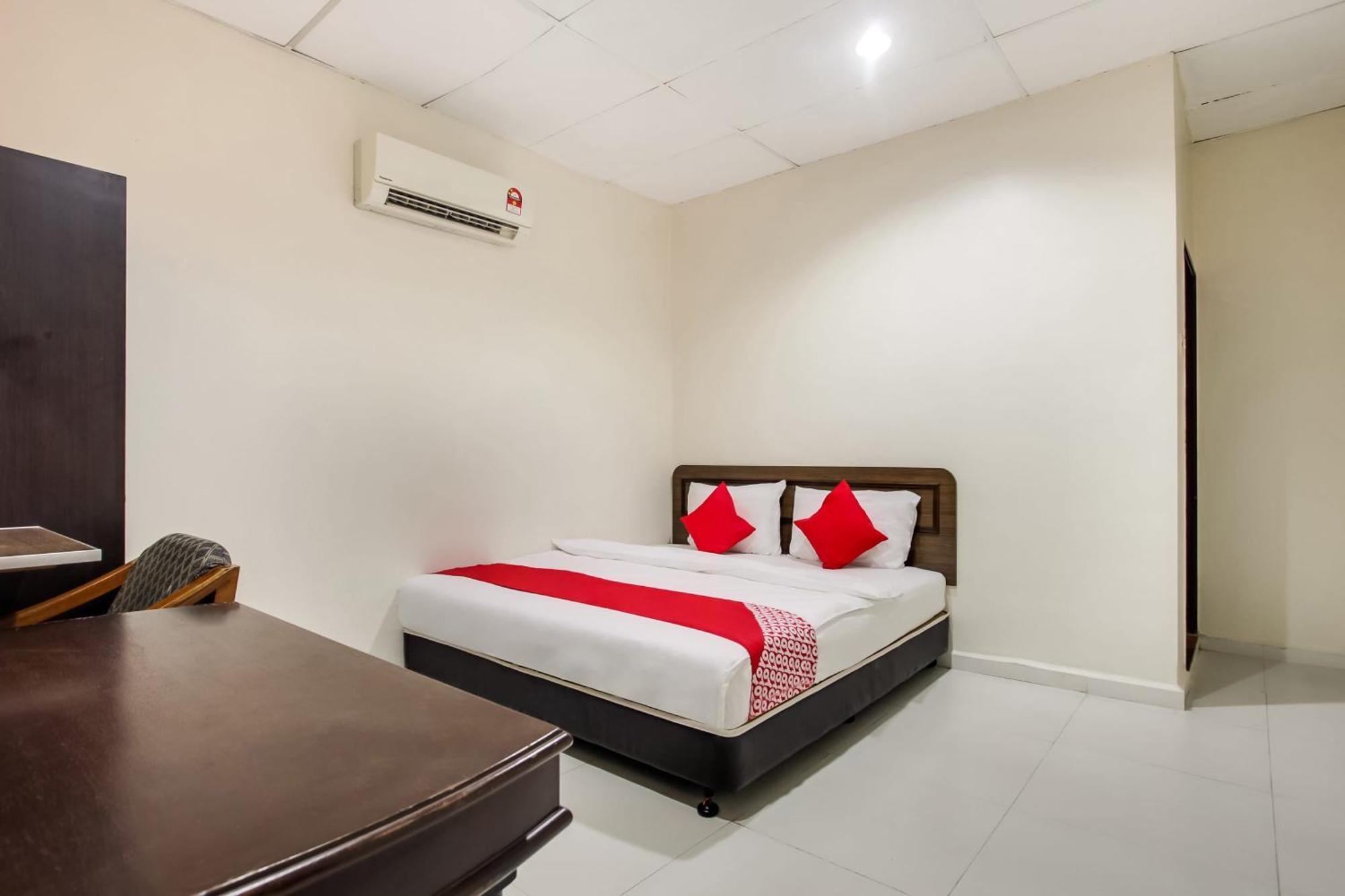 Super Oyo 89427 Kavanas Hotel Taiping Ngoại thất bức ảnh