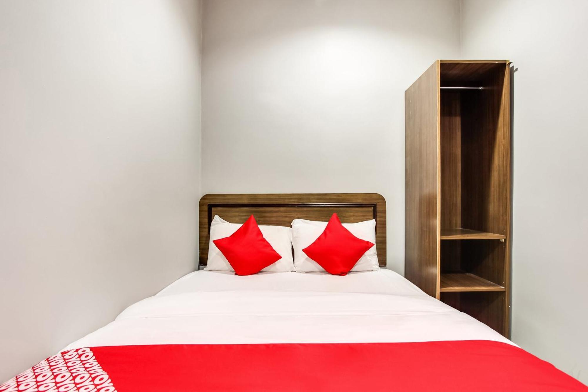 Super Oyo 89427 Kavanas Hotel Taiping Ngoại thất bức ảnh