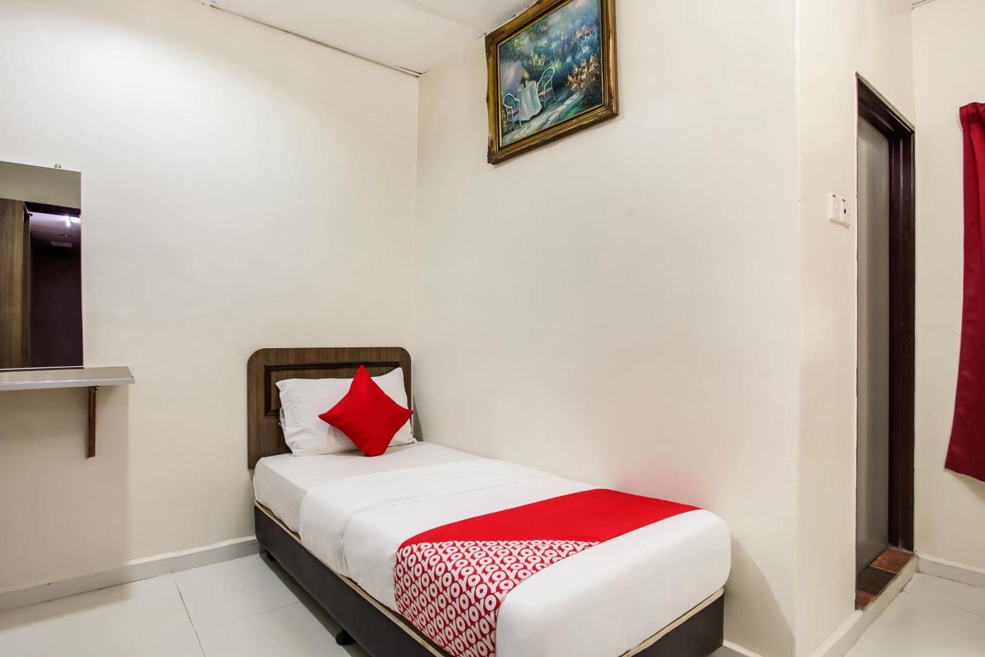 Super Oyo 89427 Kavanas Hotel Taiping Ngoại thất bức ảnh