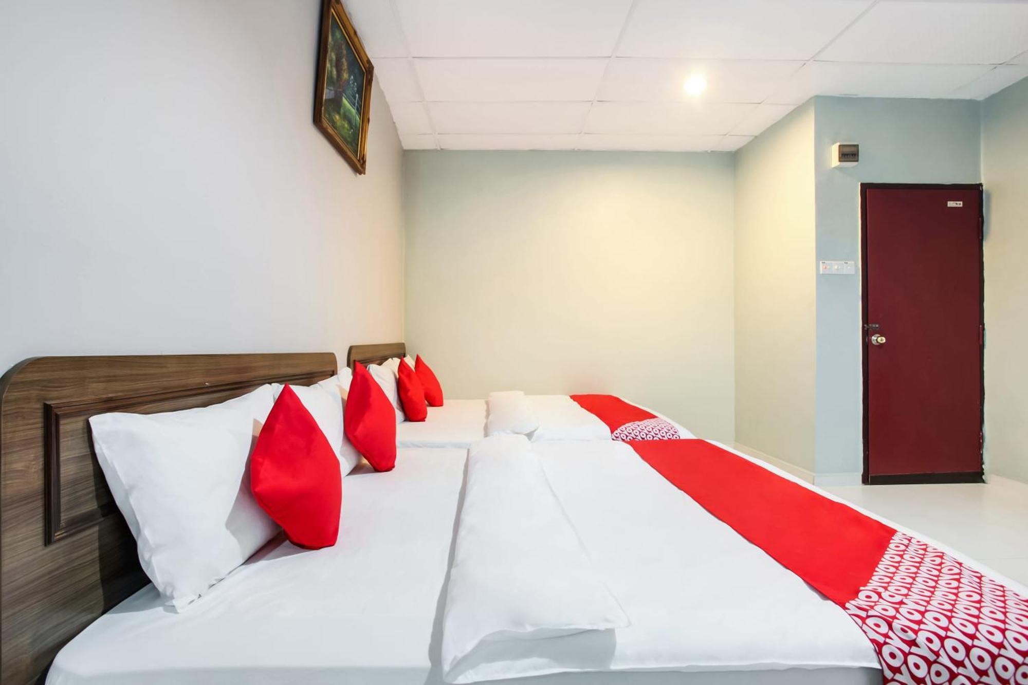 Super Oyo 89427 Kavanas Hotel Taiping Ngoại thất bức ảnh