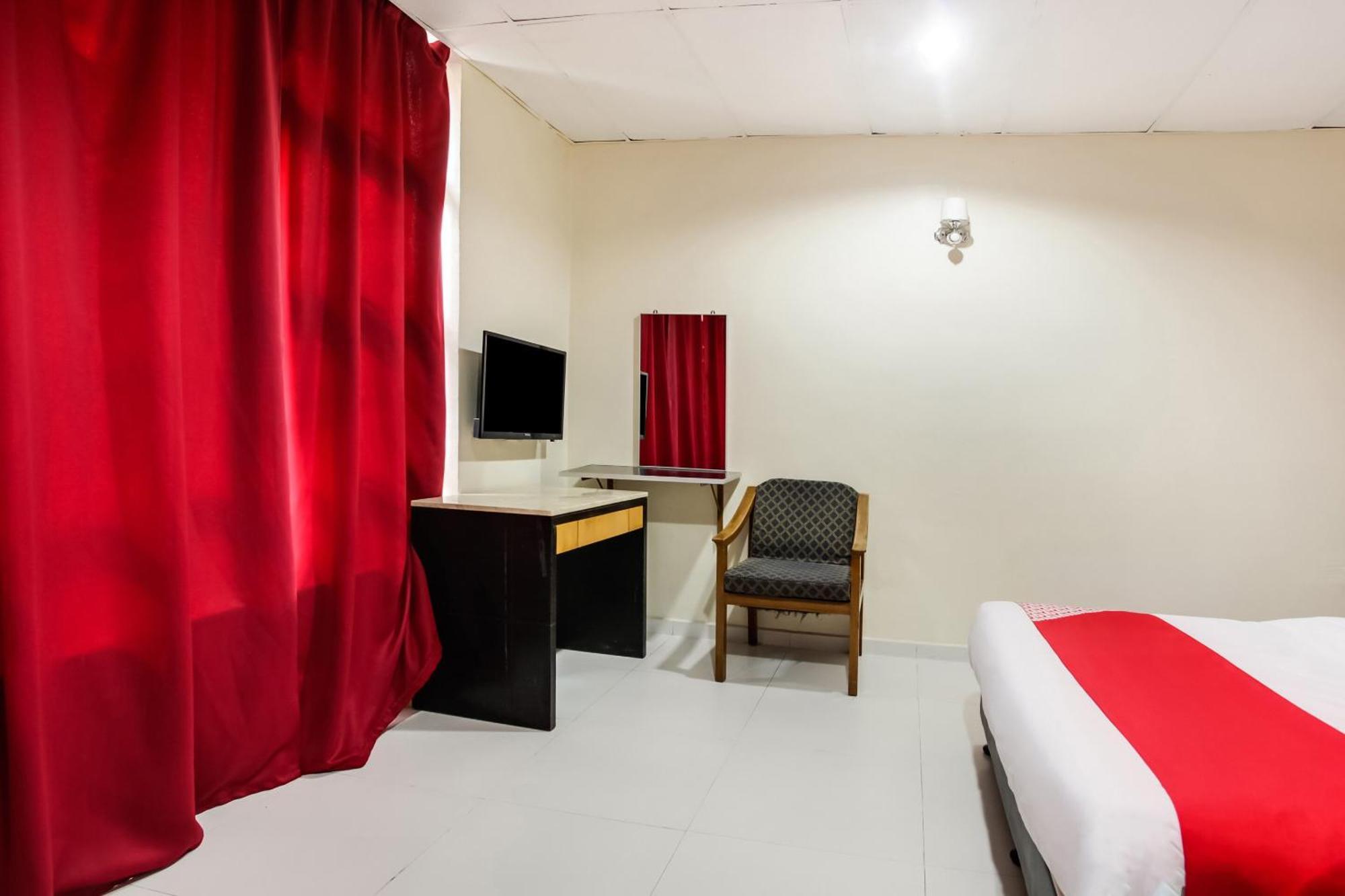 Super Oyo 89427 Kavanas Hotel Taiping Ngoại thất bức ảnh