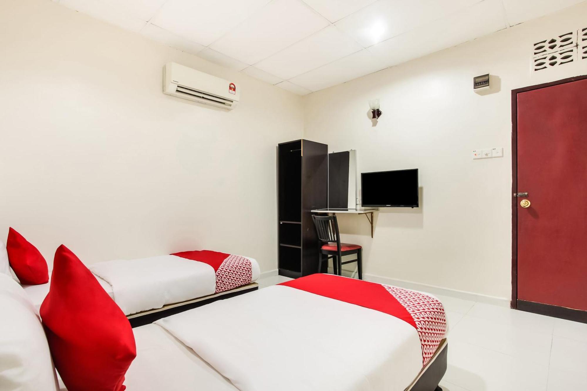 Super Oyo 89427 Kavanas Hotel Taiping Ngoại thất bức ảnh